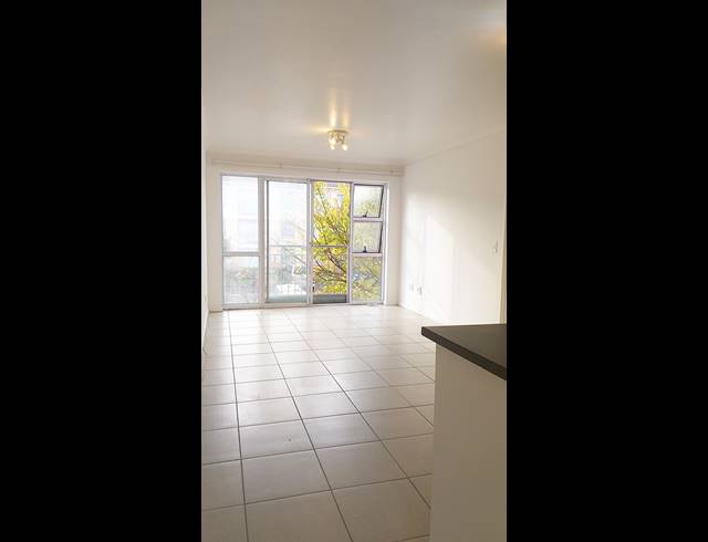 1 bed property to rent in PINELANDS